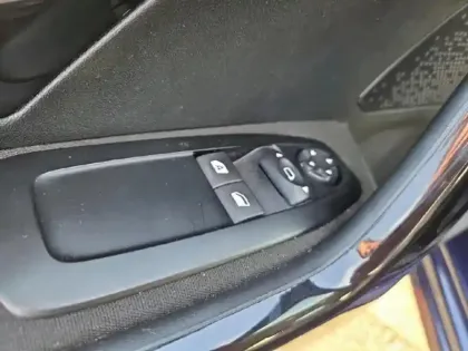 Photo 11 Peugeot 208  1.2 PureTech 82ch Style 5p