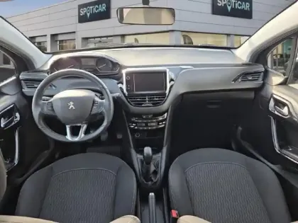 Photo 8 Peugeot 208  1.2 PureTech 82ch Style 5p