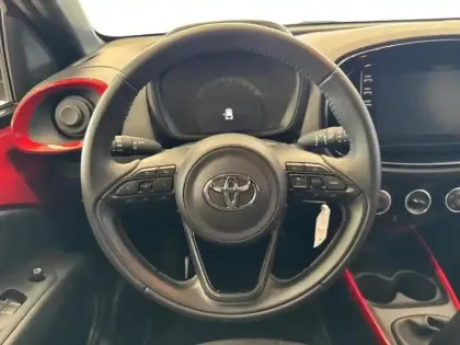 Photo 14 Toyota Aygo  X 1.0 VVT-i 72ch Design