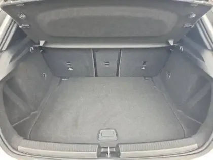 Photo 6 Mercedes Classe A  200 d 150ch AMG Line 8G-DCT