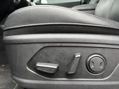 Photo 12 Kia Sorento  1.6 T-GDi 230ch HEV Design BVA6 4x2 7 places