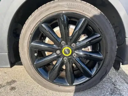 Photo 8 Mini Mini  Cooper SE 184ch Edition Greenwich BVA