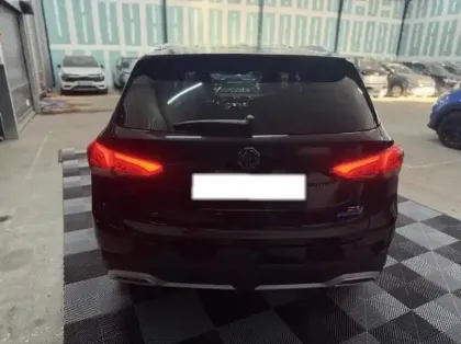 Photo 5 Mg ZS  Hybrid+ 197ch Luxury