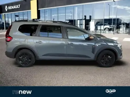 Photo 6 Dacia Jogger  1.6 hybrid 140ch Extreme 7 places -24
