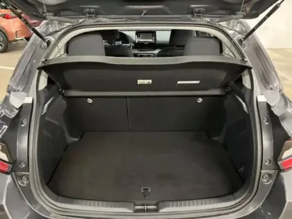 Photo 10 Toyota Yaris  116h France 5p