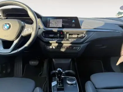 Photo 10 BMW Serie 1 Série 1 116iA 109ch Edition Sport DKG7