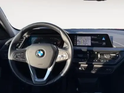 Photo 9 BMW Serie 1 Série 1 116iA 109ch Edition Sport DKG7