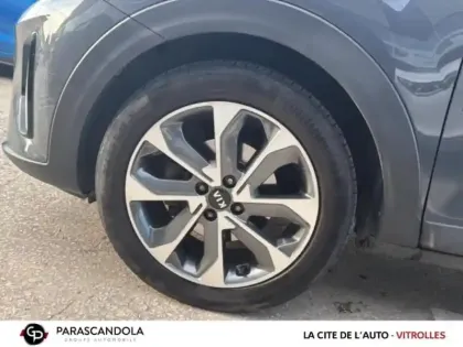 Photo 8 Kia Stonic  1.0 T-GDi 120ch MHEV Launch Edition Business iBVM6