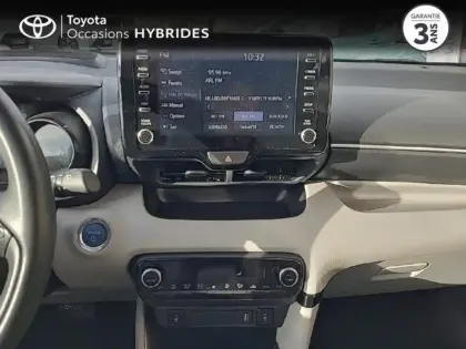 Photo 14 Toyota Yaris  116h Iconic 5p MY21