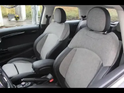 Photo 5 Mini Mini  Cooper 136ch Edition Greenwich BVA7 109g