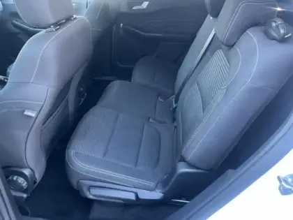 Photo 12 Ford Kuga  2.5 Duratec 190ch FHEV E85 Titanium BVA