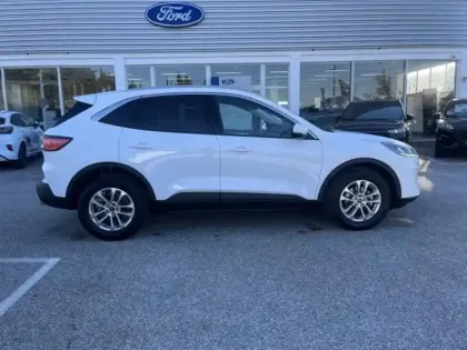 Photo 9 Ford Kuga  2.5 Duratec 190ch FHEV E85 Titanium BVA