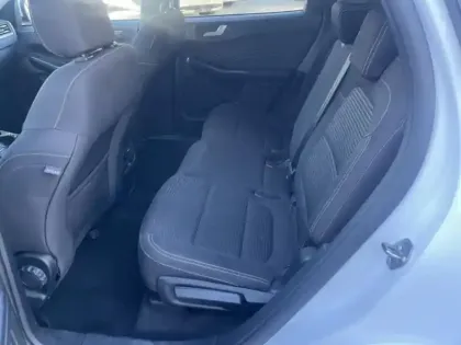 Photo 11 Ford Kuga  2.5 Duratec 190ch FHEV E85 Titanium BVA