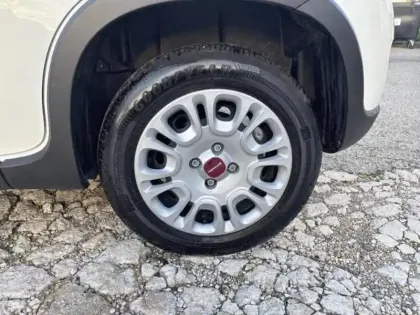 Photo 10 Fiat Panda  1.0 70ch BSG S&S City Cross Euro6D