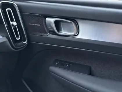 Photo 14 Volvo Xc40  B3 163ch Ultra DCT 7