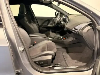 Photo 8 BMW Serie 1 Série 1 120A 170ch M Sport DKG7