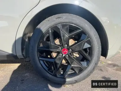Photo 10 DS DS 4  PureTech 130ch Performance Line + Automatique