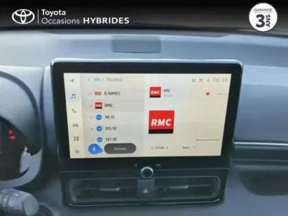 Photo 14 Toyota Yaris  116h Design 5p MC24