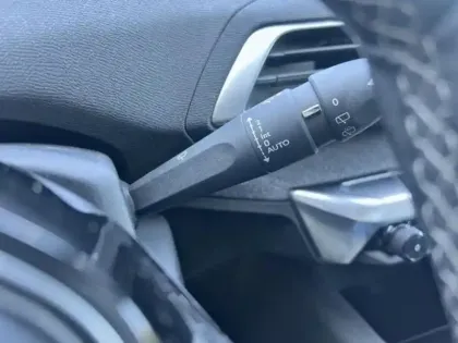 Photo 12 Peugeot 3008  1.2 PureTech 130ch Allure S&S