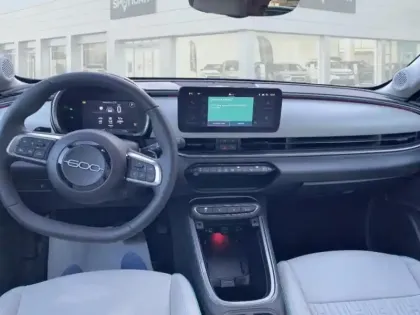 Photo 22 Fiat 600  1.2 Hybrid 100ch La Prima DCT6