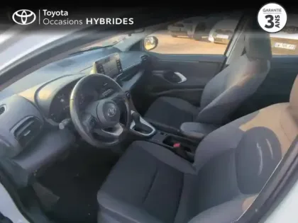 Photo 10 Toyota Yaris  116h Dynamic 5p MY22