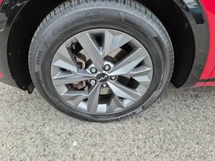 Photo 8 Kia Sportage Gén. V Ph1 GT-line Premium 5