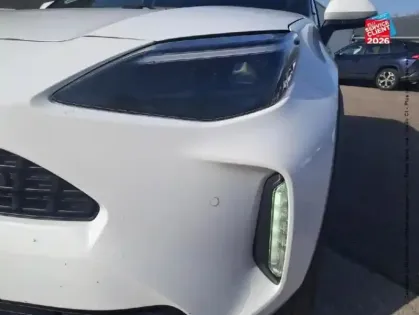 Photo 27 Toyota Yaris Gén. I Ph1 NG Design 5