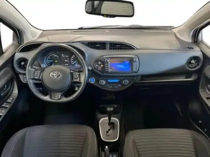 Photo 9 Toyota Yaris  100h Dynamic 5p MY19