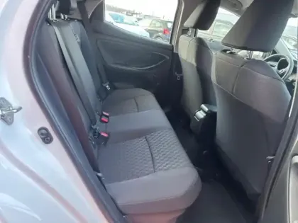 Photo 6 Toyota Yaris  116h Dynamic 5p MY21