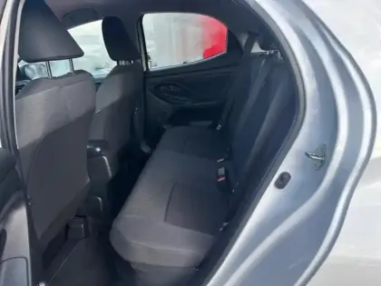 Photo 11 Toyota Yaris  116h Dynamic 5p MY21