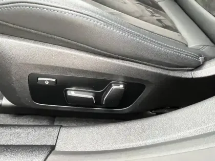 Photo 11 BMW I4  eDrive35 286ch M Sport