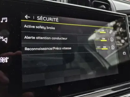 Photo 28 Citroën C3 III PureTech 83 S&S BVM Feel Business