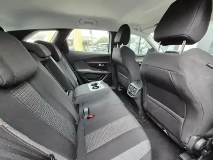 Photo 24 Peugeot 3008 II BlueHDi 130 S&S Active Business