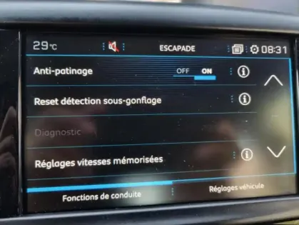 Photo 15 Peugeot 208 BLUEHDI 100 S&amp;S ACTIVE