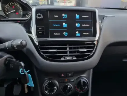 Photo 7 Peugeot 208 BLUEHDI 100 S&amp;S ACTIVE