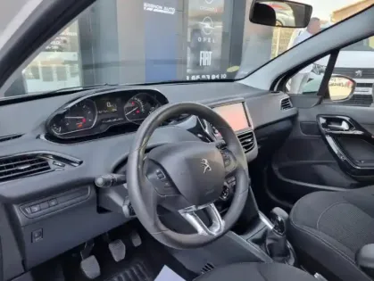 Photo 23 Peugeot 208 BLUEHDI 100 S&amp;S ACTIVE