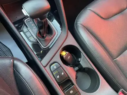 Photo 18 Kia Niro 1.6 GDi 171 ch PHEV DCT6 Premium