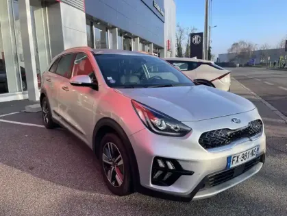 Photo 6 Kia Niro 1.6 GDi 171 ch PHEV DCT6 Premium