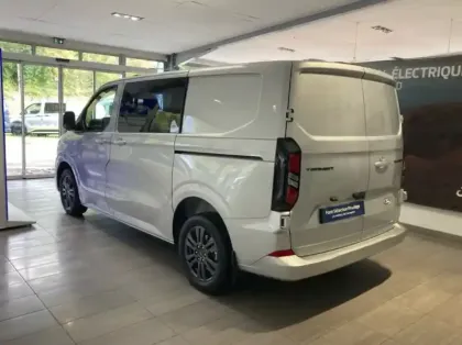 Photo 12 Ford Transit Custom Fg 320 L1H1 2.0 EcoBlue 170ch Cabine Approfondie Limited BVA8