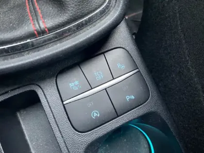 Photo 18 Ford Puma 1.0 Flexifuel 125ch S&S mHEV ST-Line