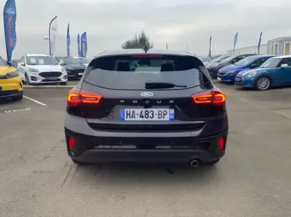 Photo 20 Ford Focus 1.0 EcoBoost mHEV 125ch Titanium X Business