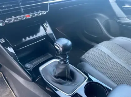 Photo 7 Peugeot 2008 1.5 BlueHDi 110ch S&amp;S GT