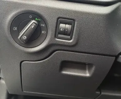 Photo 26 Skoda Fabia  1.0 MPI 65 ch BVM5