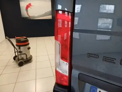 Photo 56 Peugeot Boxer  FGN TOLE 3.5 T D L2H2 140 CH AUT.