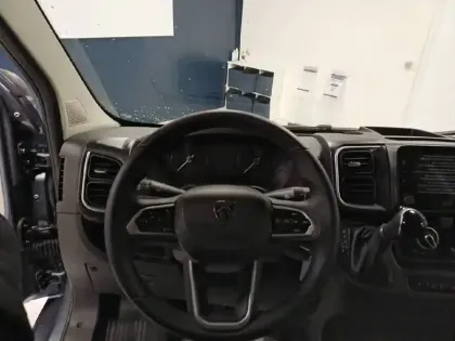 Photo 48 Peugeot Boxer  FGN TOLE 3.5 T D L2H2 140 CH AUT.