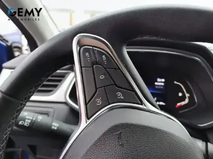 Photo 14 Renault Captur  TCe 90 - 21