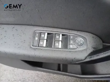 Photo 15 Renault Captur  TCe 90 - 21