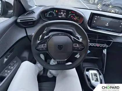 Photo 16 Peugeot 208  Hybrid 100 e-DCS6