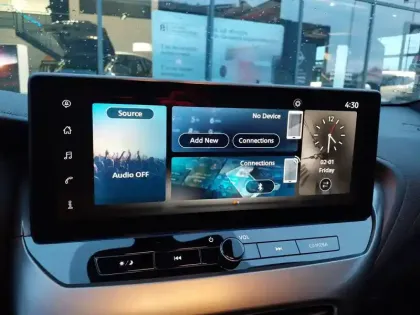 Photo 12 Nissan Juke  HYBRID 143