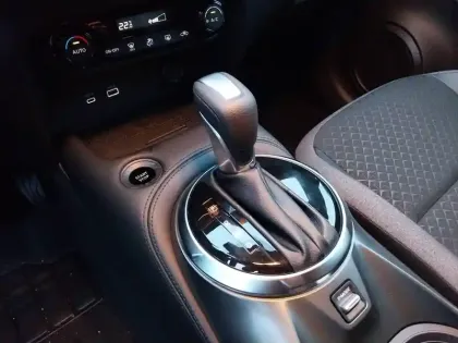 Photo 16 Nissan Juke  HYBRID 143